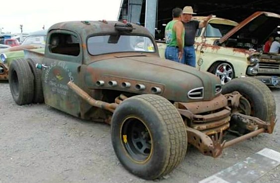 RV ford rat rod wikimedia 